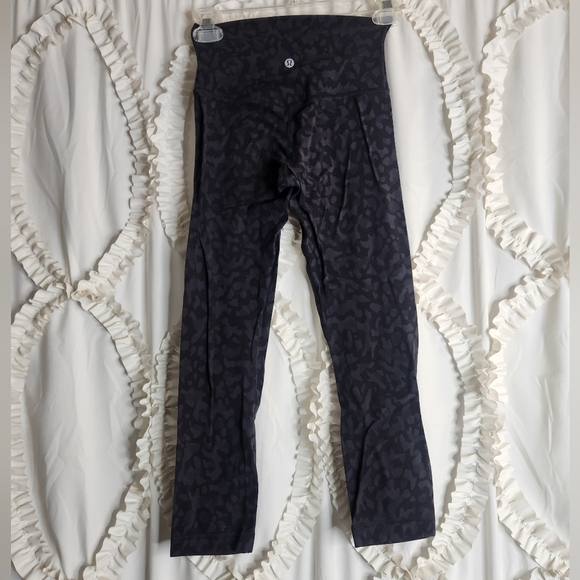 Lululemon Align Crop *21" Formation Camo Deep Coal Multi Grey sz 2 - Picture 4 of 7